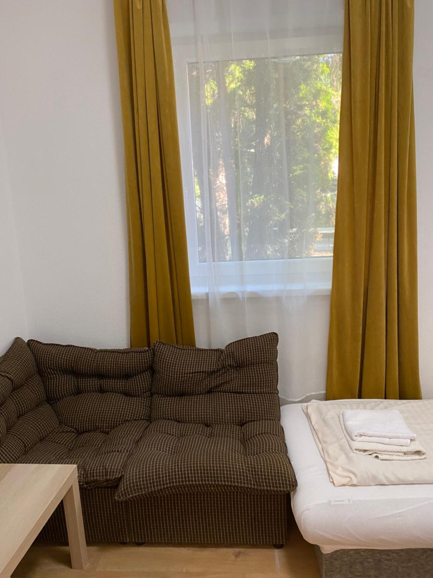 Bed and Breakfast Platanus Vendeghaz Zamárdi Exterior foto